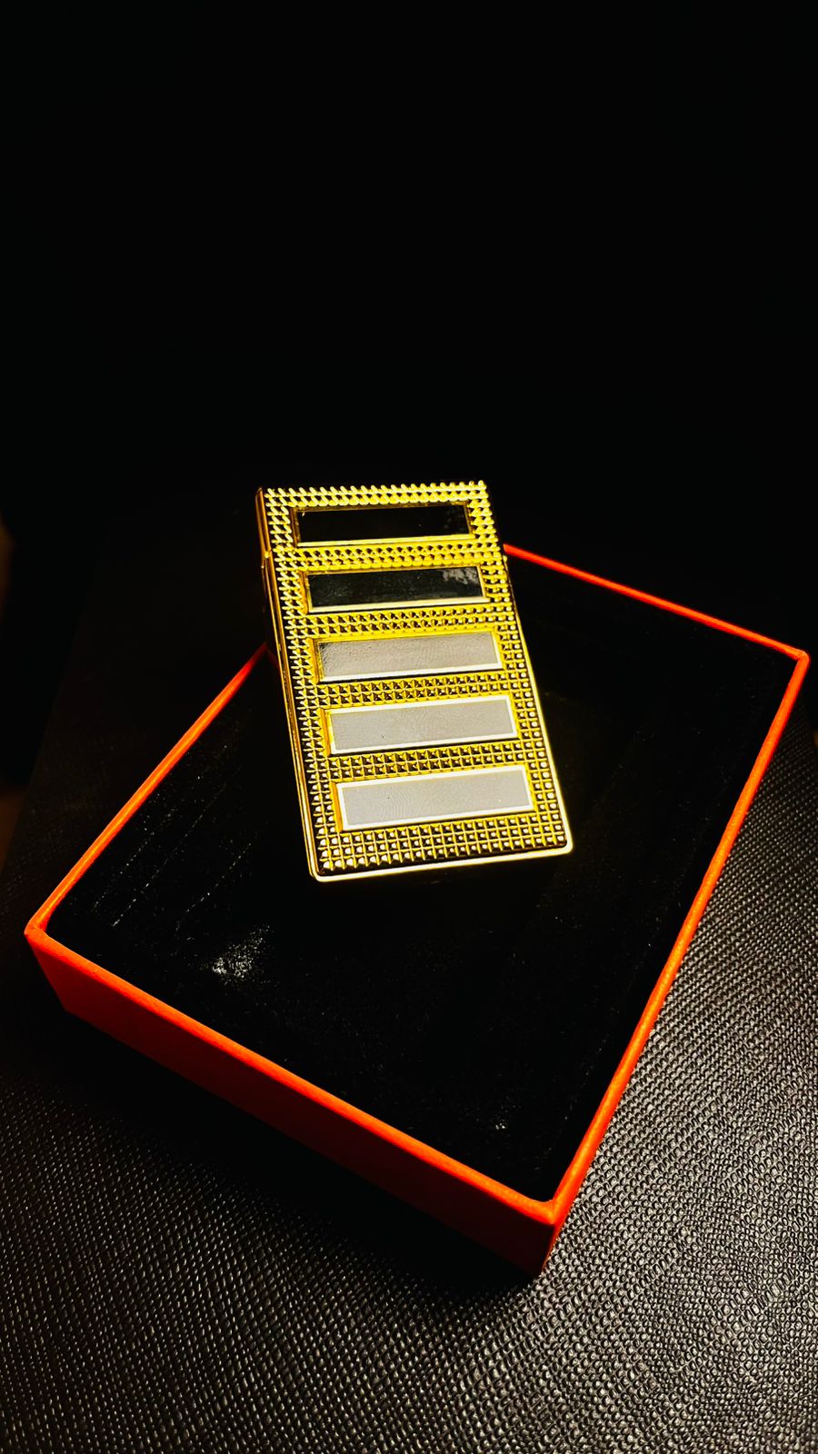 Vintage lighter